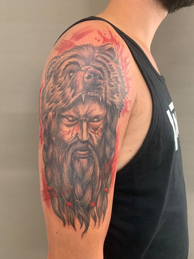 Kaliber 45 | Tattoo Studio Wels