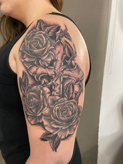Kaliber 45 | Tattoo Studio Wels