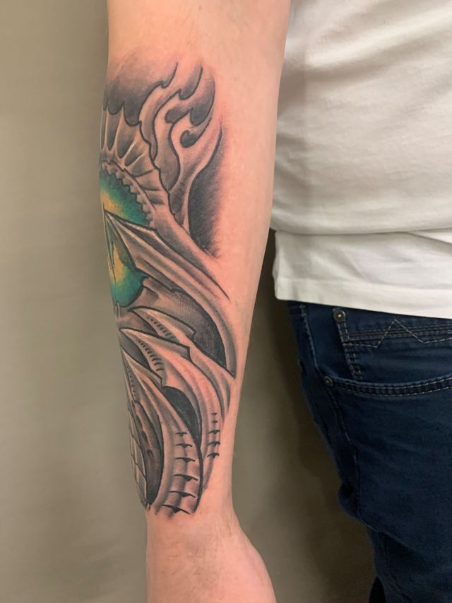 Kaliber 45 | Tattoo Studio Wels