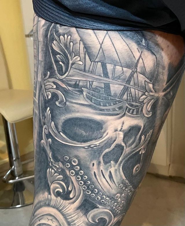 Kaliber 45 | Tattoo Studio Wels